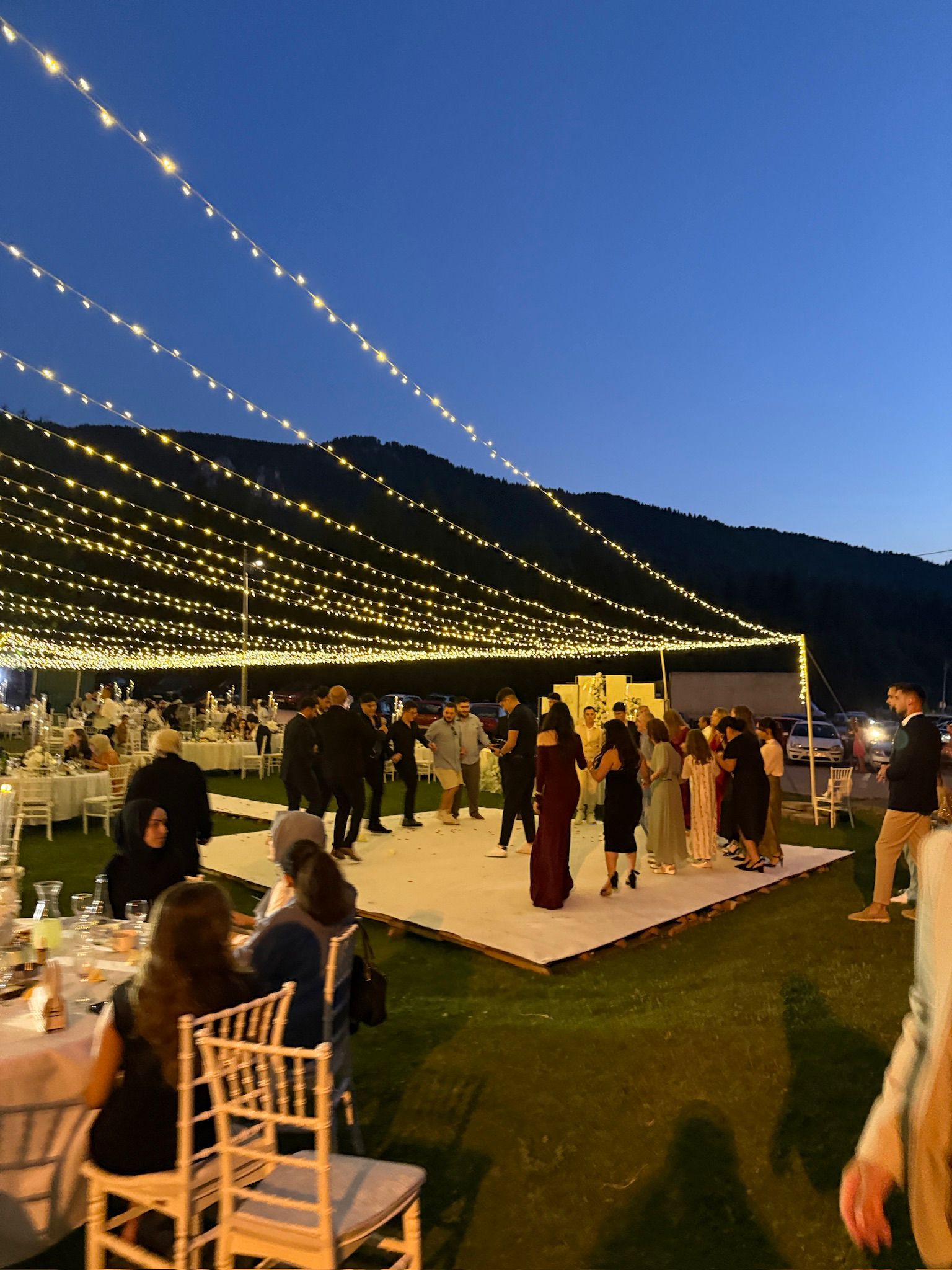 Mountain wedding on Trebević - natural backdrop and romance