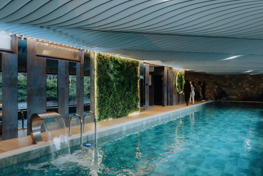 Wellness gallery - pool ambience